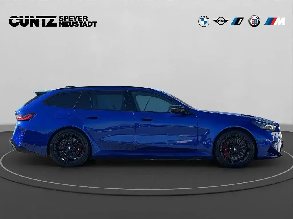 Gebraucht BMW M5 Performance 727 PS (534 kW) 2025 Marina bay blau metallic Kombi