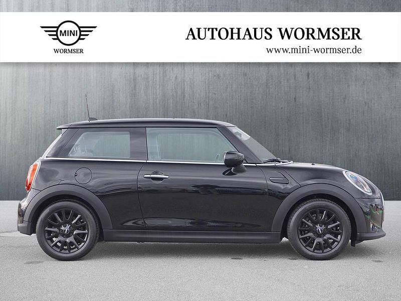Gebraucht Mini ONE Hatch 102 PS (75 kW) 2022 Schwarz Kleinwagen