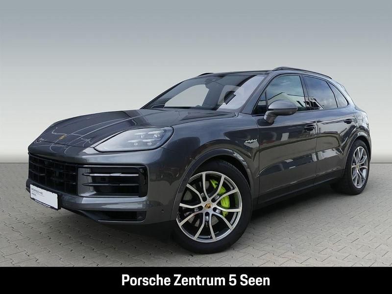 Grau Gebraucht 2024 Porsche Cayenne SUV | 95.900 € (Superpreis) - Bild 1/4