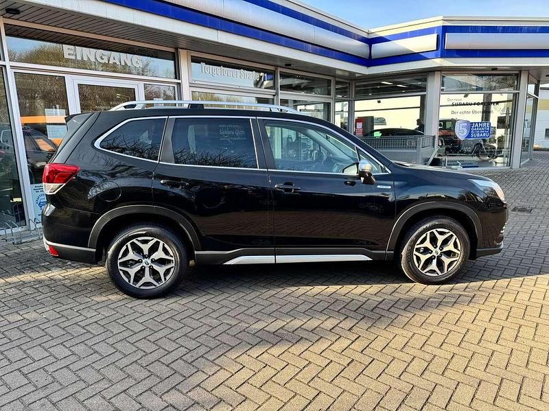 Gebraucht Subaru Forester Comfort 150 PS (110 kW) 2023 Schwarz SUV