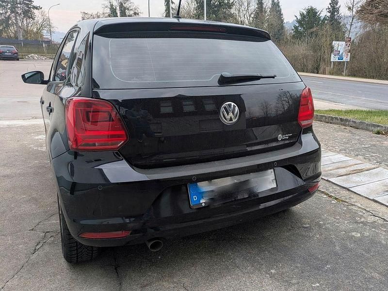 Gebraucht VW Polo Comfortline 90 PS (66 kW) 2017 Schwarz Limousine