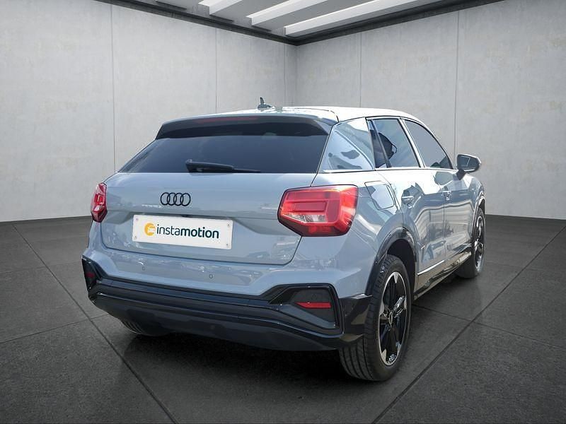 Gebraucht Audi Q2 S-Line 150 PS (110 kW) 2023 Grau SUV