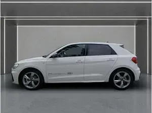 Gebraucht Audi A1 150 PS (110 kW) 2026 Weiß (cortinaweiß) SUV