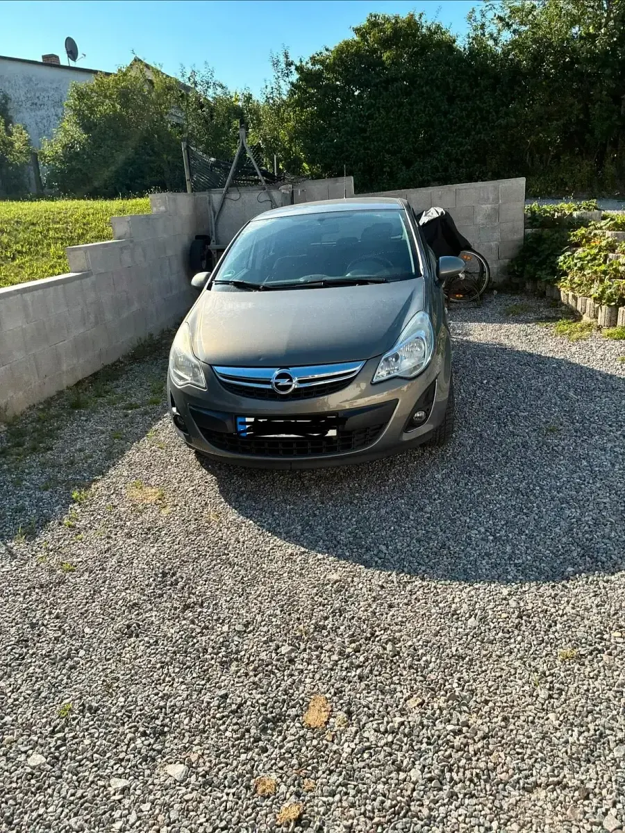 Gebraucht Opel Corsa 87 PS (63 kW) 2012 Grau Kleinwagen