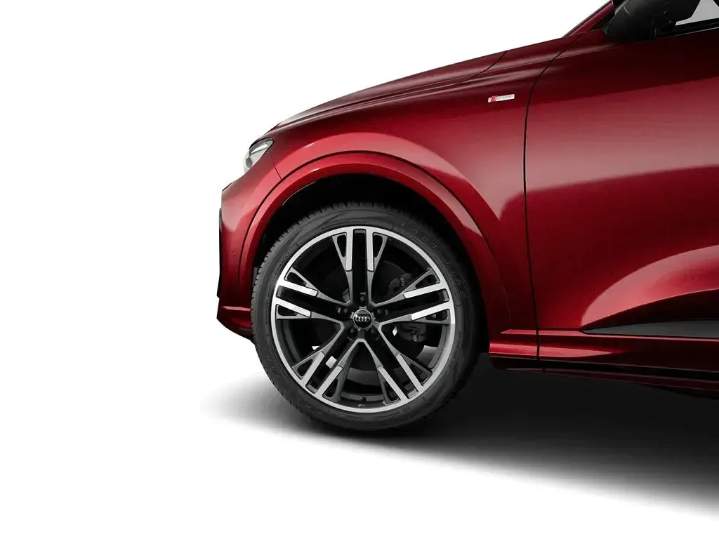 Gebraucht Audi Q5 S-Line 204 PS (150 kW) 2025 Grenadinerot metallic SUV