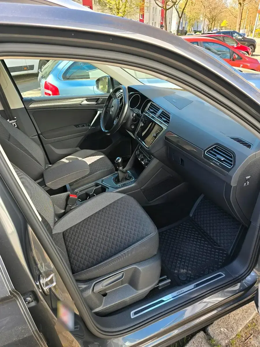Gebraucht VW Tiguan Join 125 PS (91 kW) 2018 Grau SUV