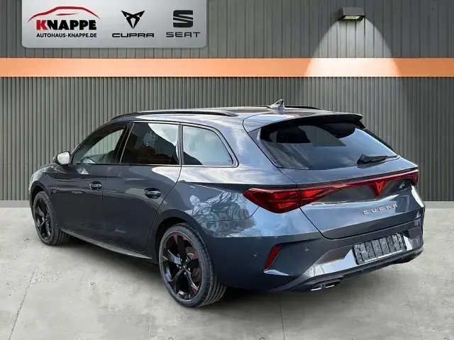 Nouvelle Cupra Leon 204 ch (150 kW) 2025 Gris Break