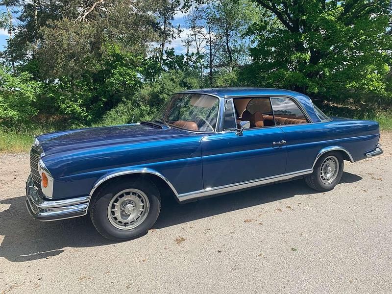 Gebraucht Mercedes W111 SE 200 PS (147 kW) 1970 Blau Coupé