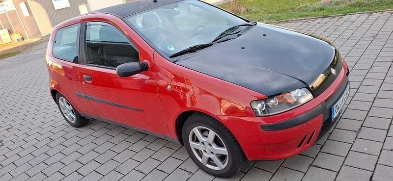 Gebraucht Fiat Punto 60 PS (44 kW) 2002 Rot Kleinwagen