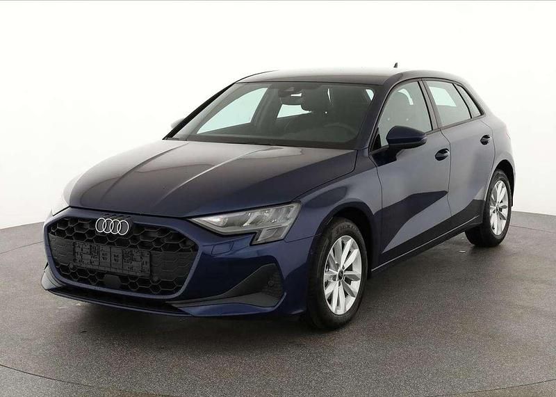 Neu Audi A3 150 PS (110 kW) 2026 Navarra blau metallic Limousine