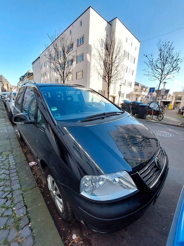 Schwarz Gebraucht 2006 VW Sharan Van / Kleinbus | 2.800 € (Guter Preis) - Bild 1/4