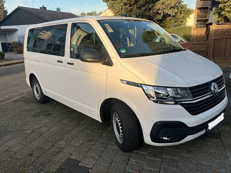 Weiß Gebraucht 2020 VW Multivan Family Van | 36.990 € (Superpreis) - Bild 1/4