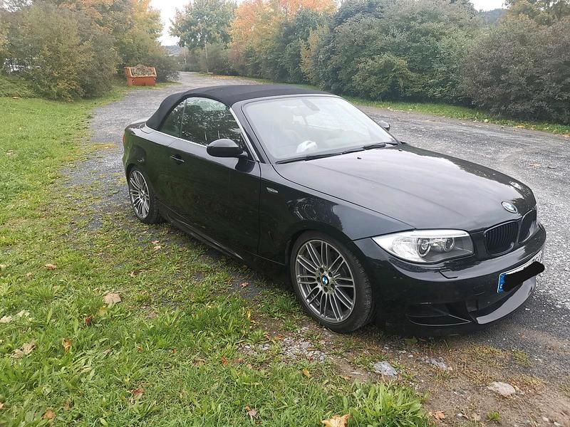 Schwarz Gebraucht 2009 BMW 125 Cabriolet Performance Cabrio | 14.500 € (Teuer) - Bild 1/4