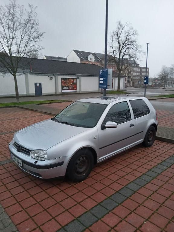 Gebraucht 2000 VW Golf IV Edition Limousine | 1.000 € (Superpreis) - Bild 1/4