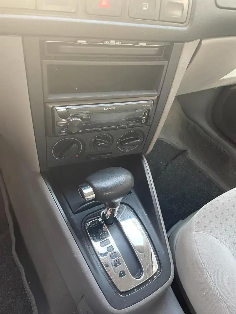 Gebraucht VW Golf IV 101 PS (74 kW) 1998 Silber Kleinwagen