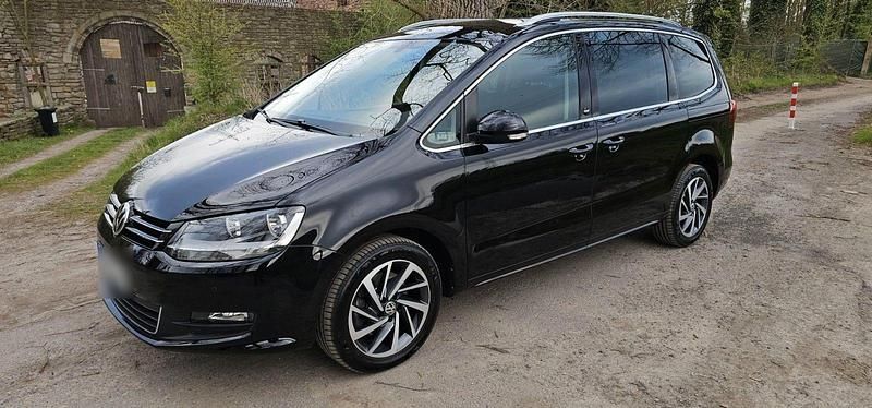 Gebraucht VW Sharan Sound 150 PS (110 kW) 2017 Schwarz Van / Kleinbus