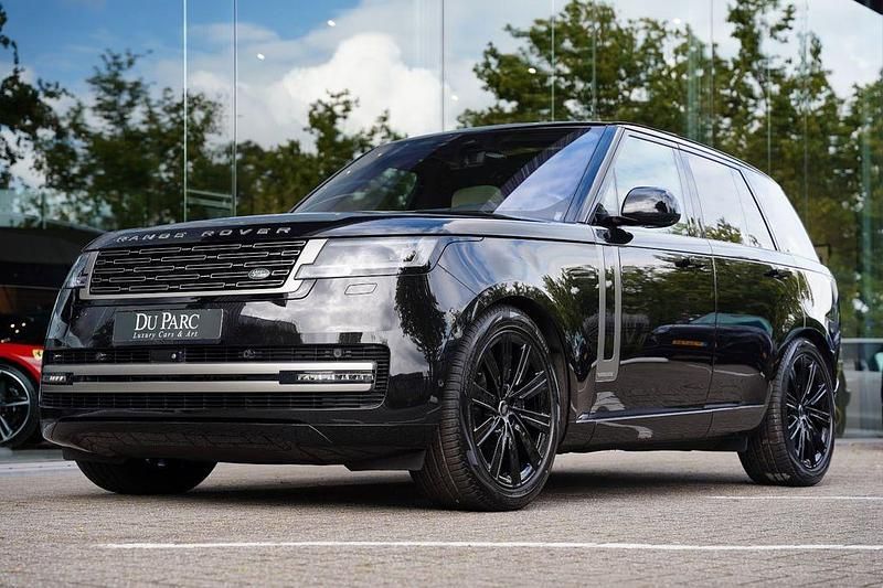 Schwarz Gebraucht 2022 Land Rover Range Rover Autobiography SUV | 131.888 € (Guter Preis) - Bild 1/4