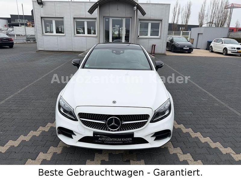 Gebraucht Mercedes C400 AMG line 333 PS (244 kW) 2018 Weiß Coupé