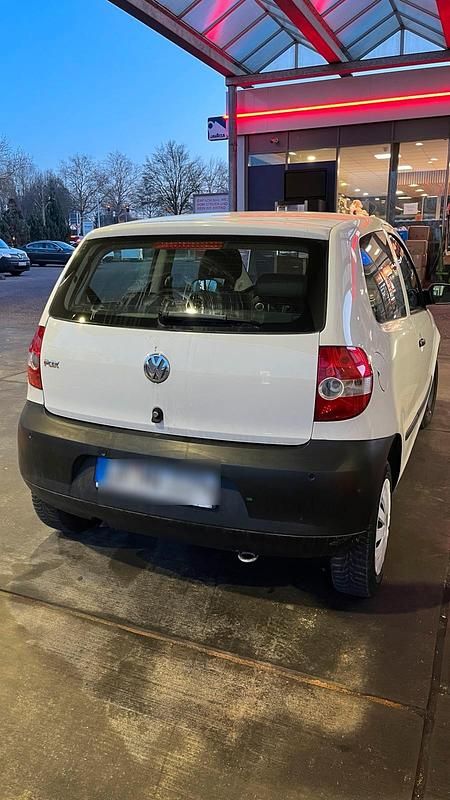 Gebraucht VW Fox 55 PS (40 kW) 2004 Weiß Kleinwagen