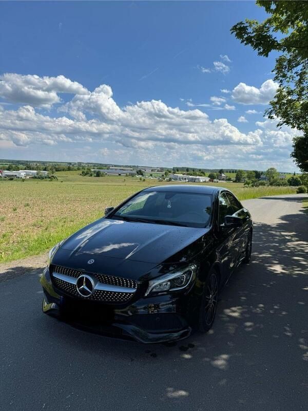 Silber Gebraucht 2017 Mercedes CLA200 Edition Coupé | 20.300 € (Fairer Preis) - Bild 1/4