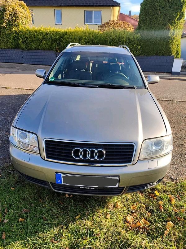 Grau Gebraucht 2002 Audi A6 Kombi | 999 € (Superpreis) - Bild 1/4