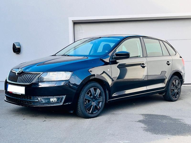 Second-hand Skoda Rapid 105 CP (77 kW) 2014 Negru Hatchback