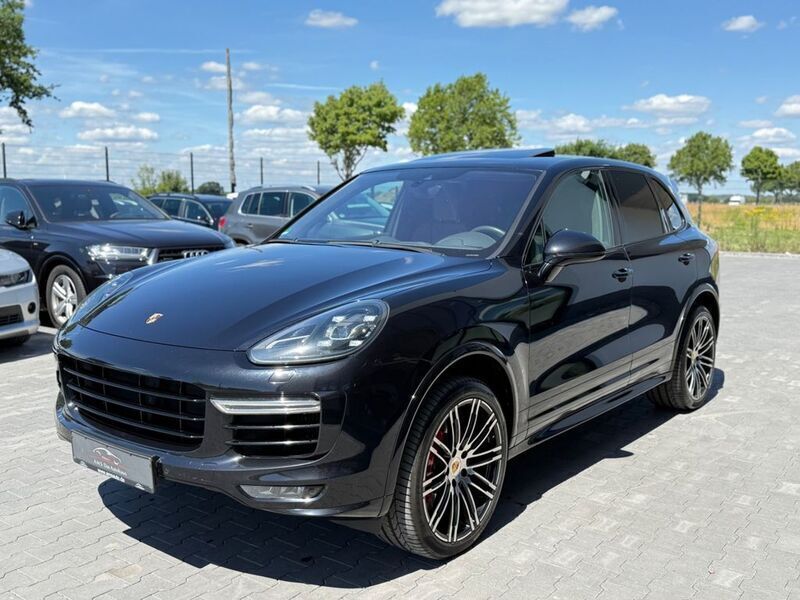 Schwarz Gebraucht 2015 Porsche Cayenne Turbo S Sport SUV | 35.950 € (Superpreis) - Bild 1/4