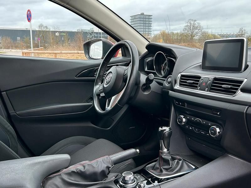 Gebraucht Mazda 3 150 PS (110 kW) 2014 Rot Limousine