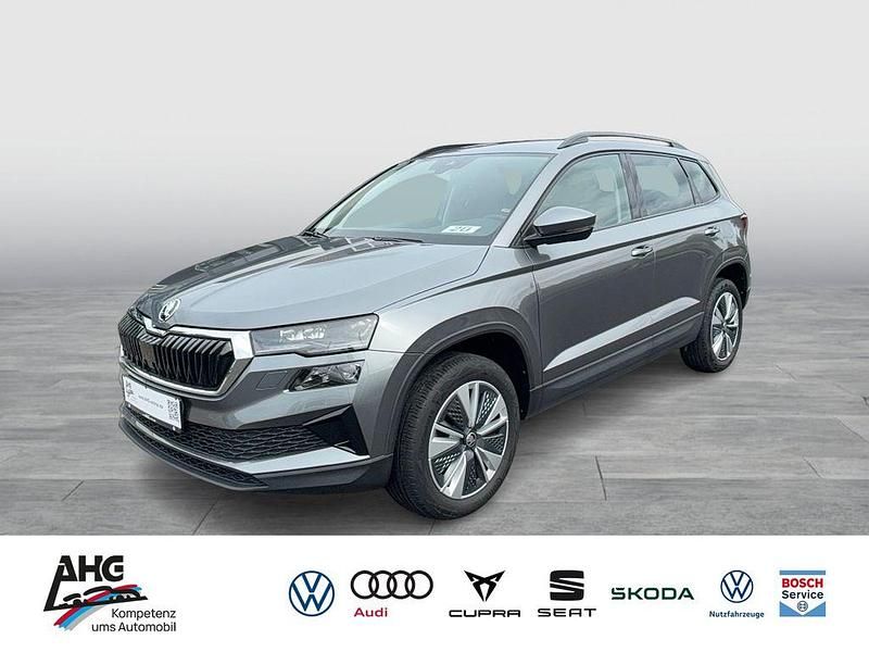 Grau Gebraucht 2022 Skoda Karoq Ambition SUV | 21.798 € (Guter Preis) - Bild 1/4