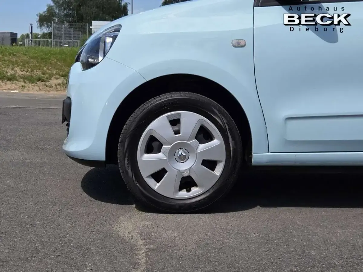 Gebraucht Renault Twingo Life 69 PS (50 kW) 2017 Bleu dragee Kleinwagen