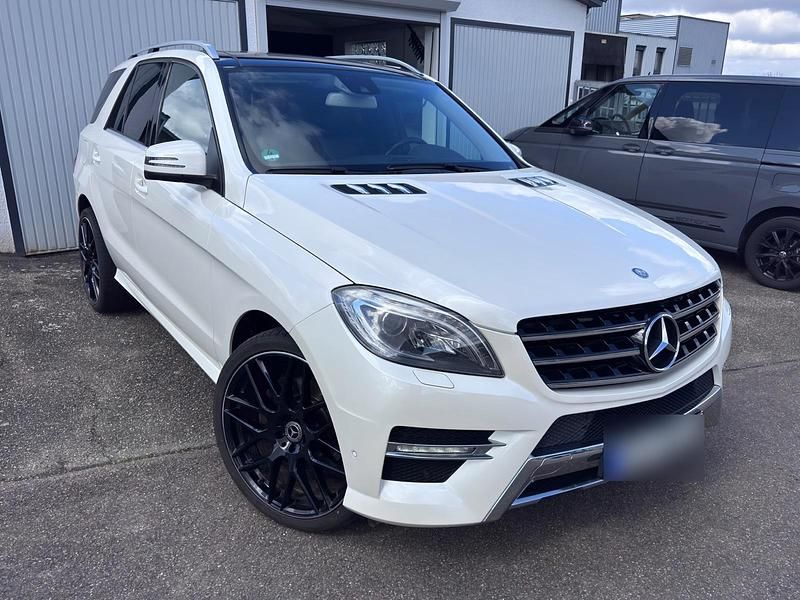 Gebraucht Mercedes ML350 258 PS (189 kW) 2013 Weiß SUV