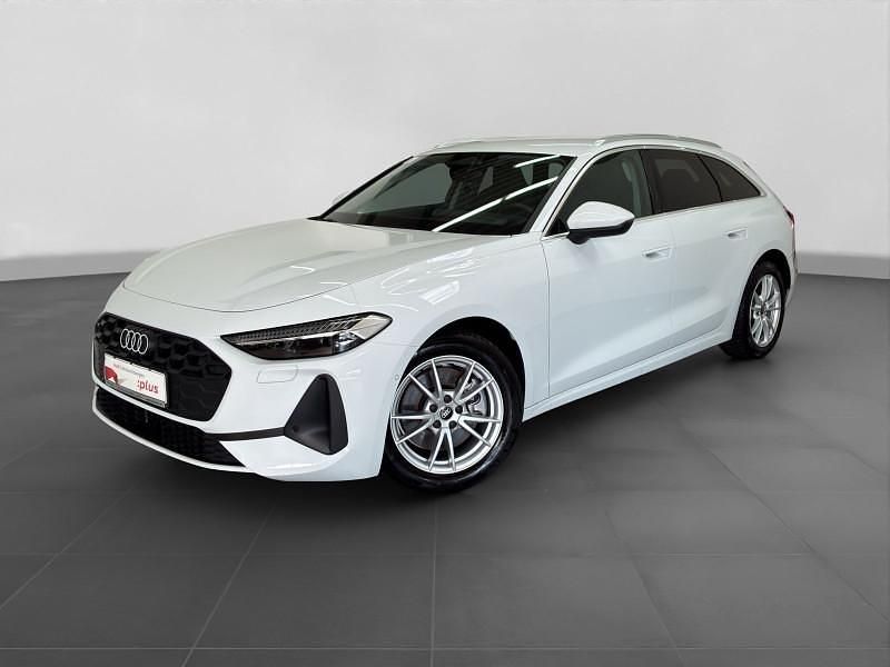 Gebraucht Audi A5 Ambiente 204 PS (150 kW) 2025 Weiß Kombi