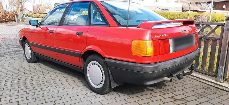 Gebraucht Audi 80 75 PS (55 kW) 1987 Rot Limousine