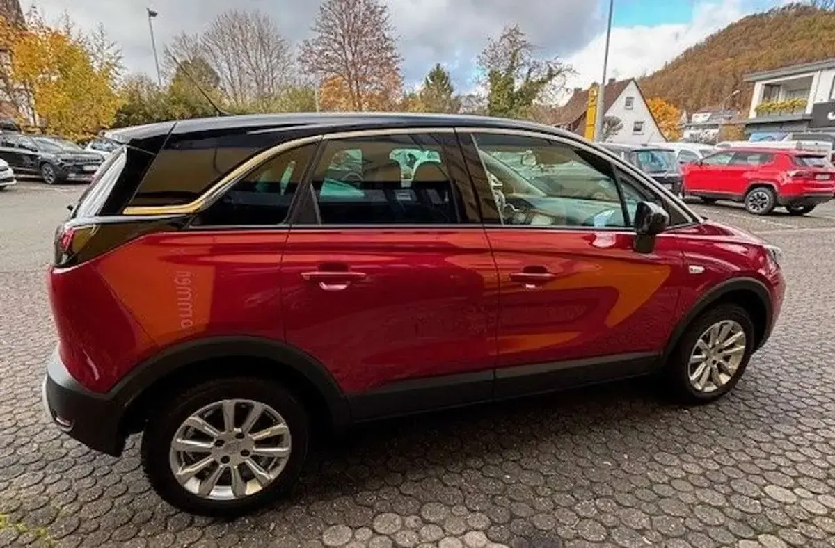 Gebraucht Opel Crossland 131 PS (96 kW) 2022 Rot SUV