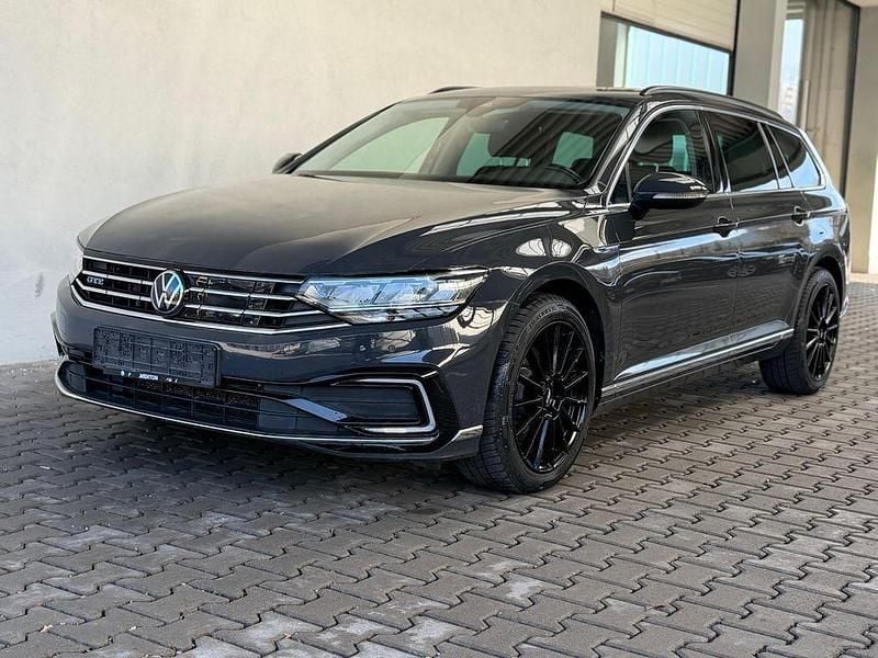 Gebraucht VW Passat GTE 156 PS (114 kW) 2020 Grau Kombi