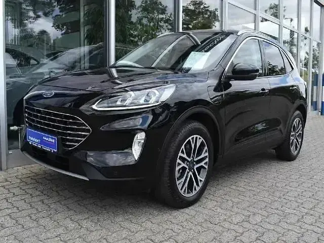 Gebraucht Ford Kuga Titanium 132 PS (97 kW) 2021 Schwarz SUV