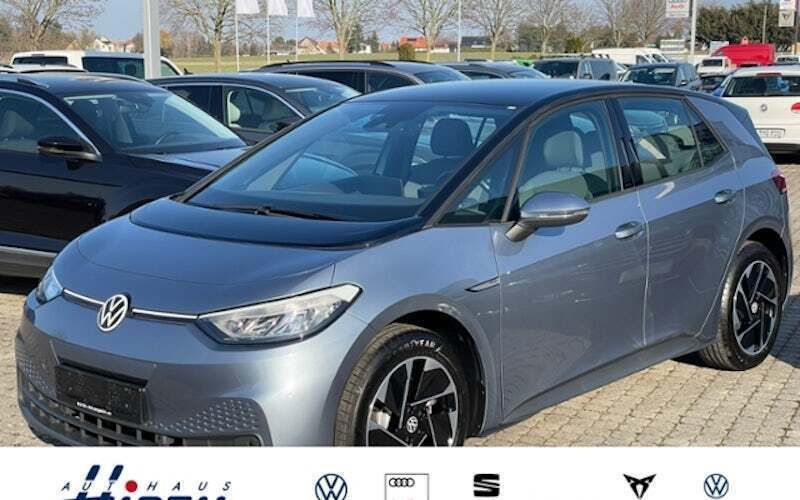 Schwarz Gebraucht 2022 VW ID.3 Pro Performance Kleinwagen | 26.982 € (Guter Preis) - Bild 1/4