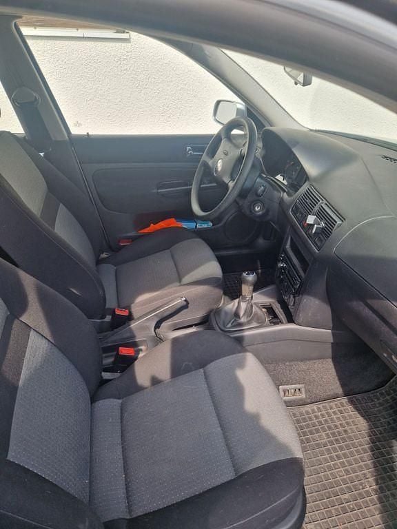 Gebraucht VW Golf IV 75 PS (55 kW) 2003 Silber Limousine