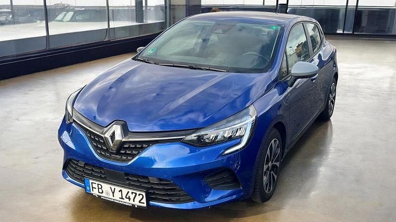 Blau Gebraucht 2023 Renault Clio V Equilibre Limousine | 12.500 € (Superpreis) - Bild 1/4