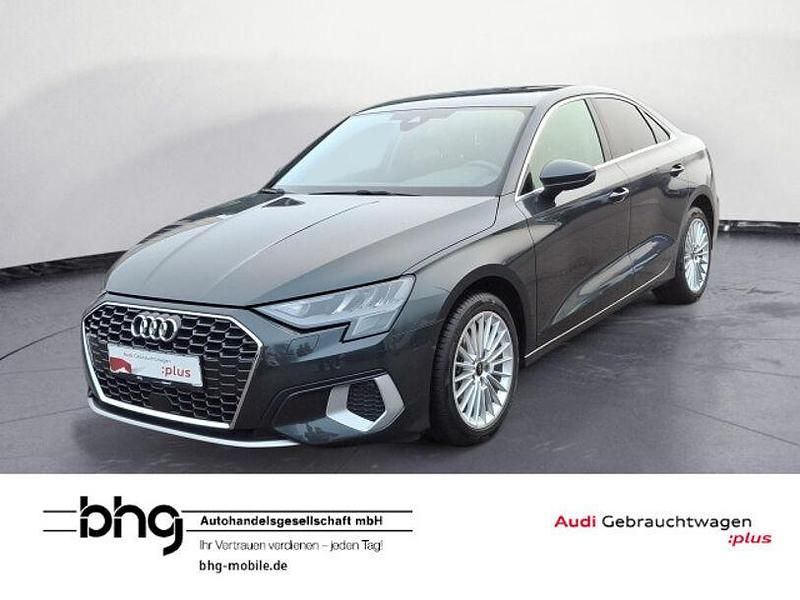 Grau Gebraucht 2024 Audi A3 Advanced Limousine | 29.660 € (Superpreis) - Bild 1/4
