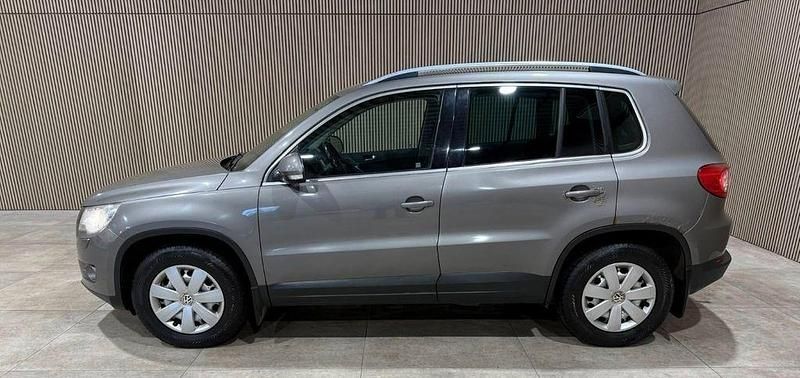 Gebraucht VW Tiguan 140 PS (102 kW) 2008 Grau SUV