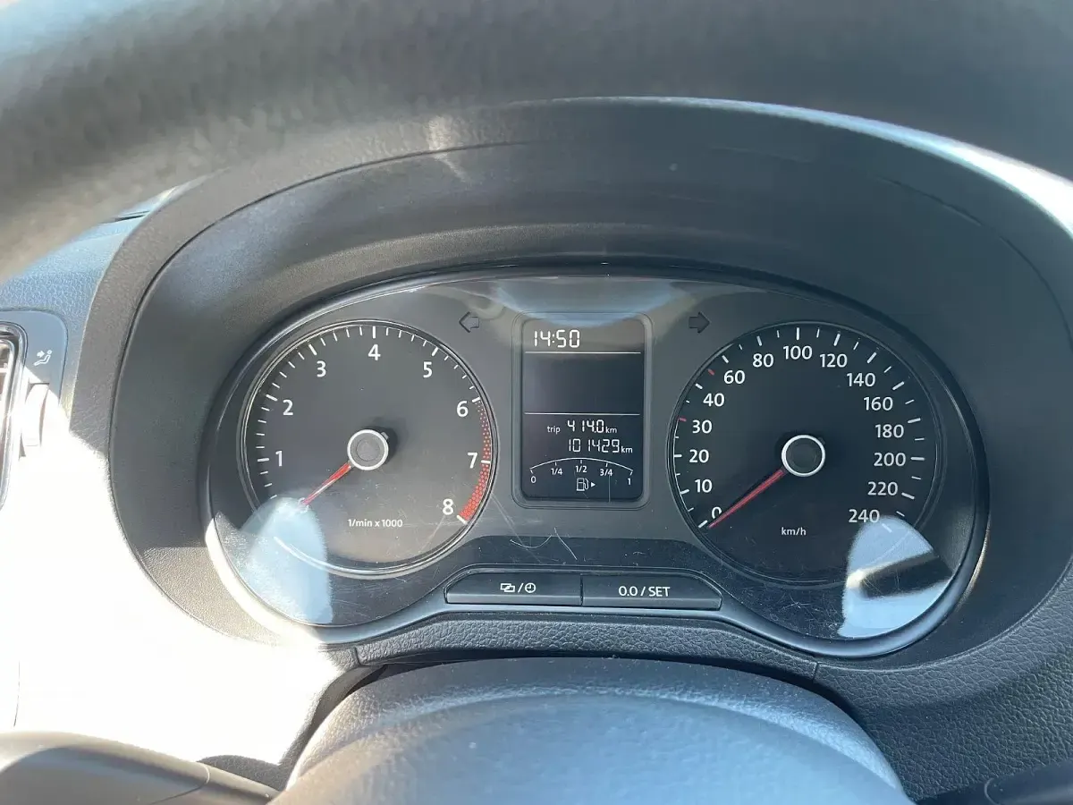 Gebraucht VW Polo Trendline 69 PS (50 kW) 2013 Silber Kleinwagen