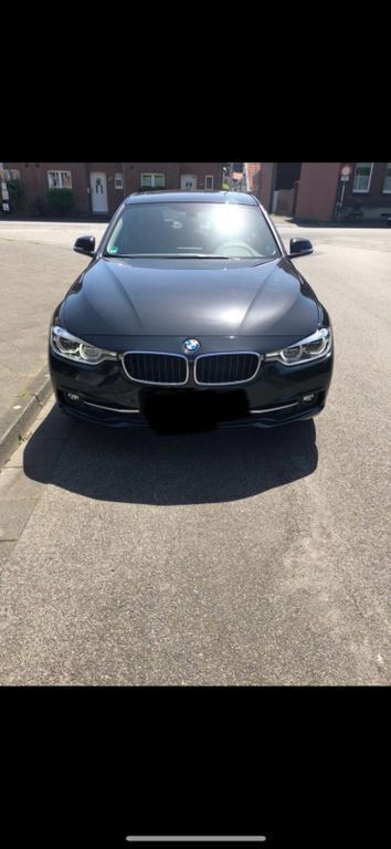 Schwarz Gebraucht 2017 BMW 320 Sport Line Limousine | 15.500 € (Superpreis) - Bild 1/4