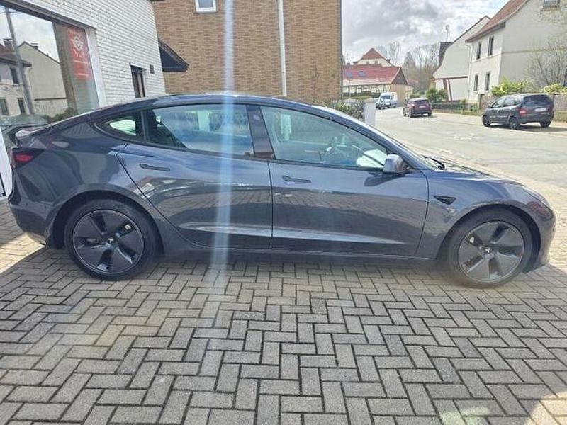 Gebraucht Tesla Model 3 RWD 239 kW (325 PS) 2022 Weiß Limousine