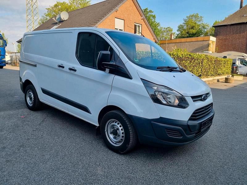 Second-hand Ford Transit Custom 101 CP (74 kW) 2016 Alb Monovolum