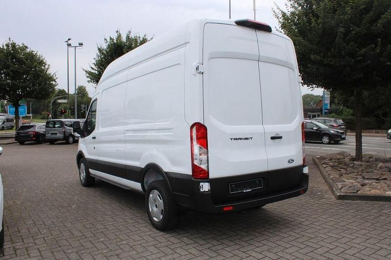 Neu Ford Transit Trend 131 PS (96 kW) 2025 Weiß Pickup