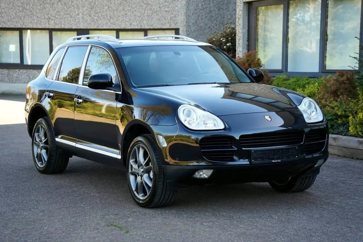 Second-hand Porsche Cayenne 340 CP (250 kW) 2005 Negru SUV