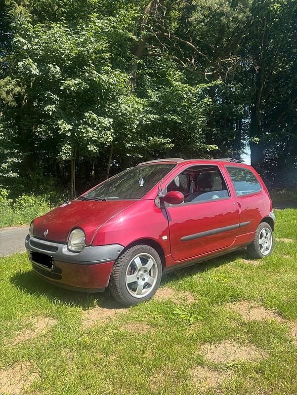 Rot Gebraucht 2007 Renault Twingo Kleinwagen | 1.800 € (Fairer Preis) - Bild 1/4