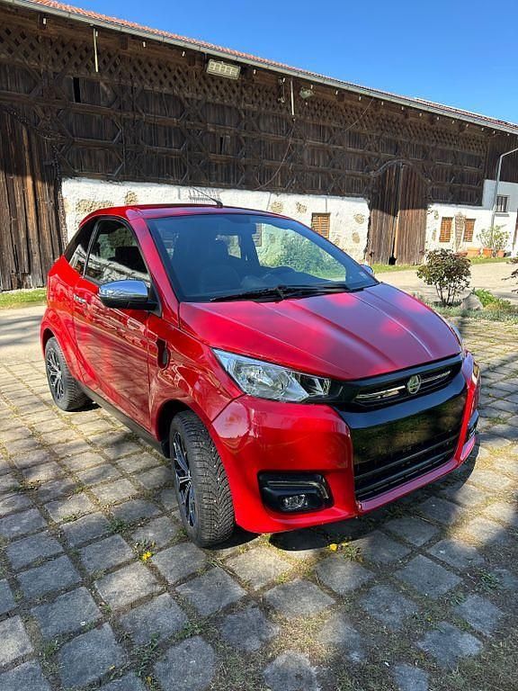 Używany Aixam Minauto 11 kW (15 KM) 2023 Czerwony Hatchback