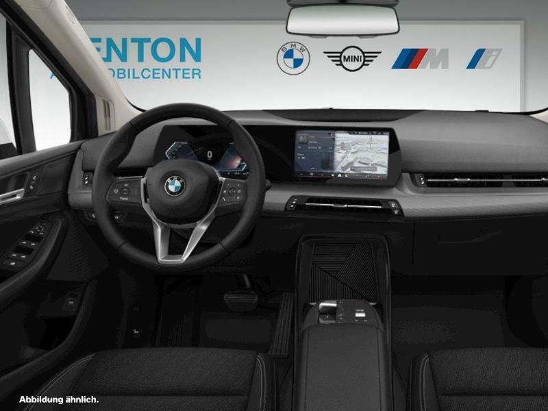 Neu BMW 218 Active Tourer Performance 136 PS (100 kW) 2026 Weiß Van / Kleinbus